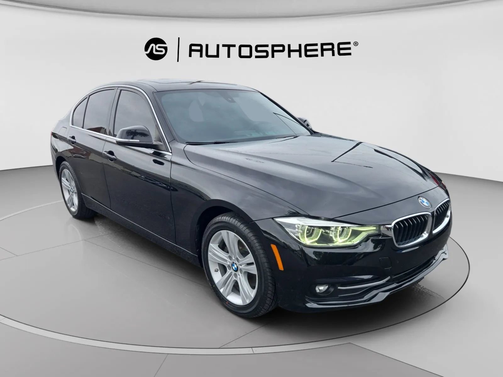Used 2018 BMW 330i xDrive Sedan w/ Convenience Package AWD/4WD image 12