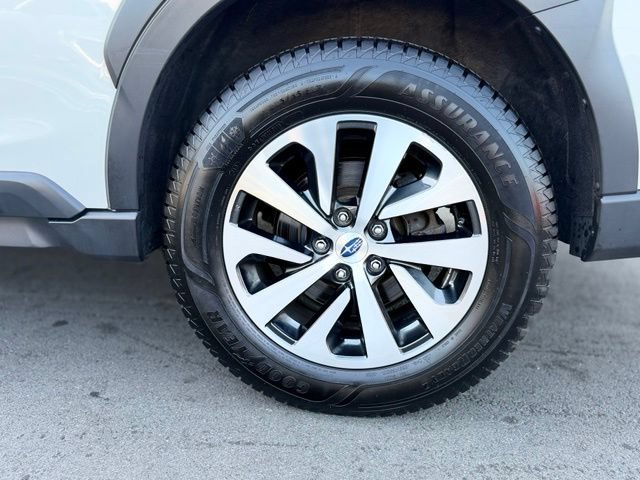 Used 2023 Subaru Outback Premium AWD/4WD image 27