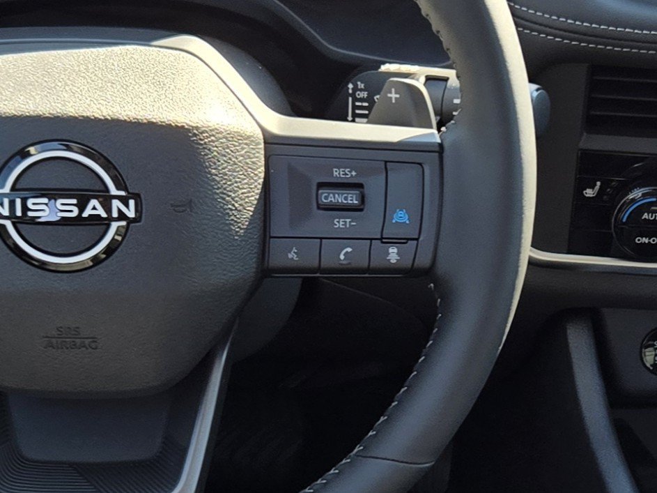 New 2027 Nissan Rogue Dark Armor FWD image 18