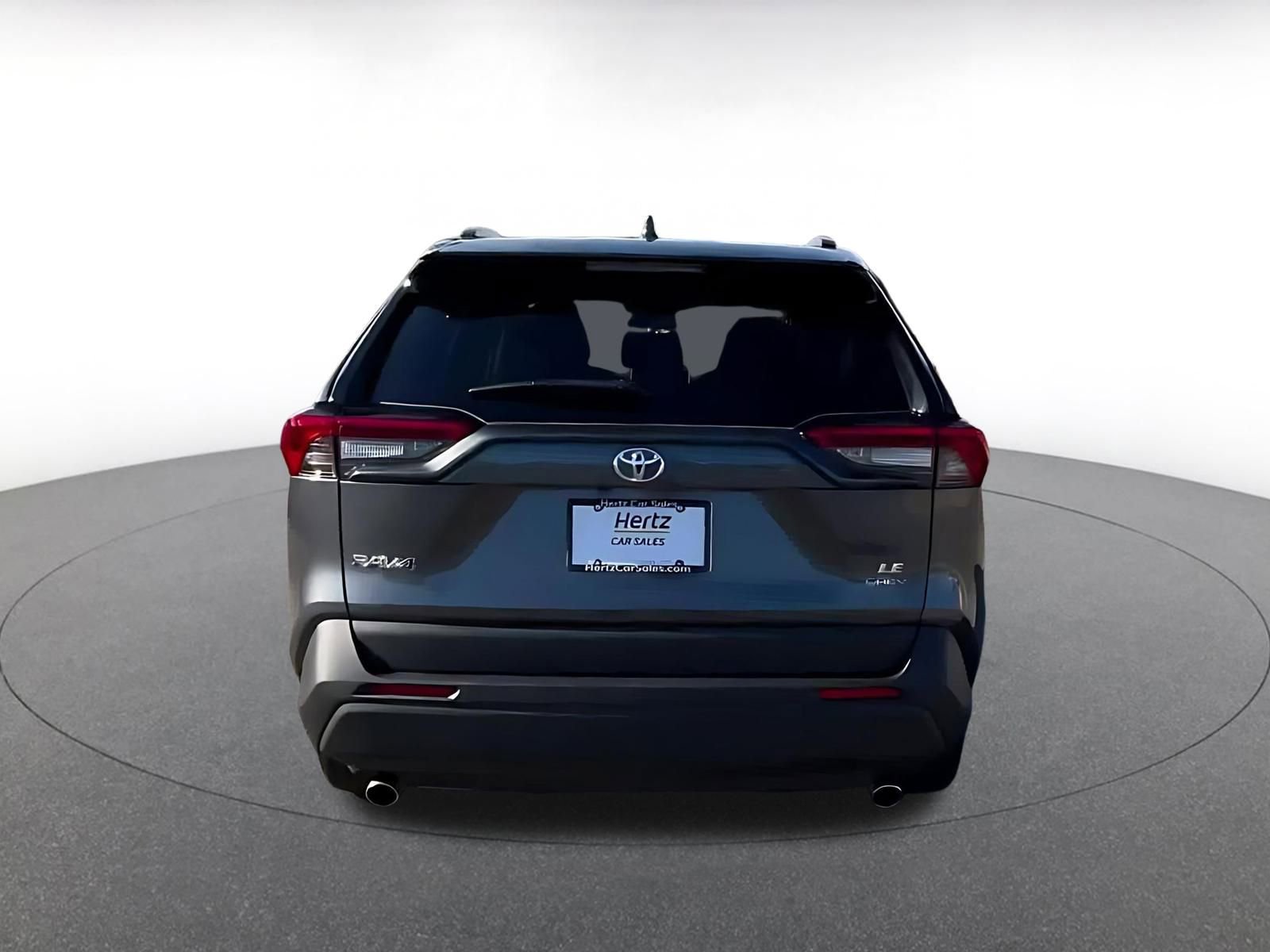 Used 2025 Toyota RAV4 LE image 12