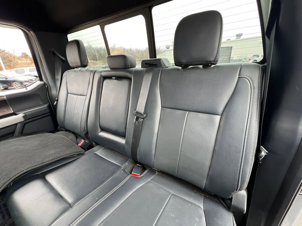 Used 2022 Ford F250 Lariat w/ Black Appearance Package image 34