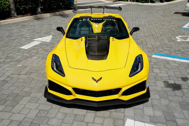 Used 2019 Chevrolet Corvette ZR1 RWD image 5