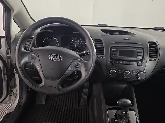 Used 2017 Kia Forte LX FWD image 12