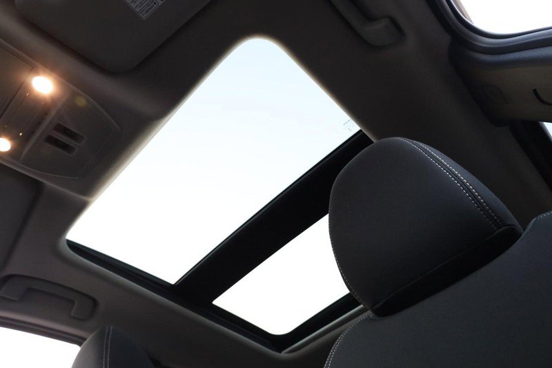 New 2026 Nissan Kicks SV w/ SV Premium Package image 8