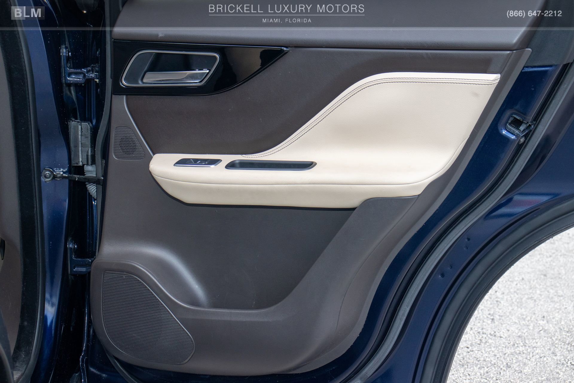 Used 2020 Jaguar F-PACE Prestige image 14