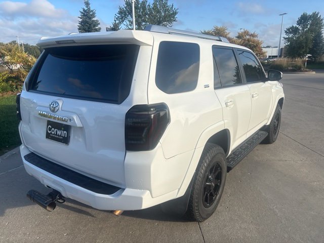 Used 2015 Toyota 4Runner SR5 Premium AWD/4WD image 3