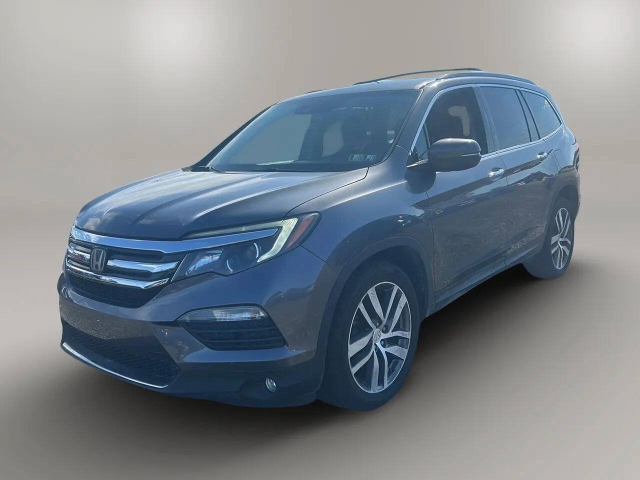 Used 2016 Honda Pilot Touring image 3
