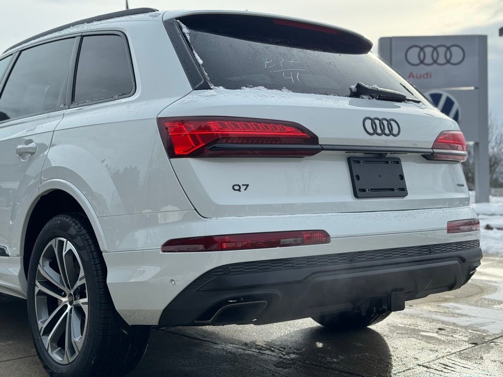 New 2026 Audi Q7 2.0T Premium image 14