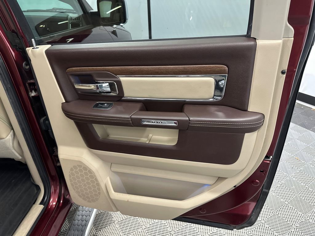 Used 2016 RAM 1500 Laramie w/ Convenience Group image 17