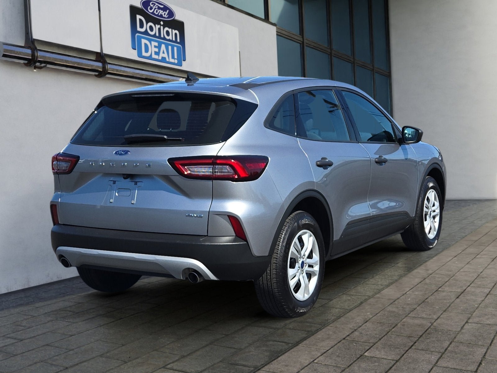 Used 2023 Ford Escape AWD image 3