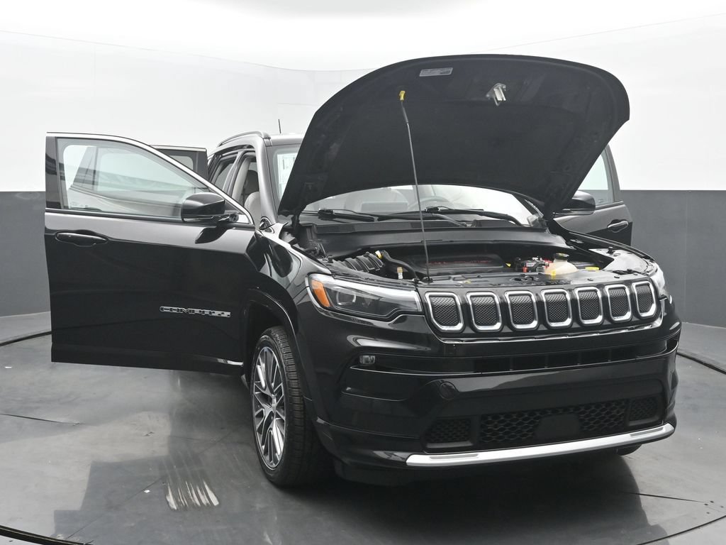 Used 2022 Jeep Compass Limited w/ Elite Group AWD/4WD image 57