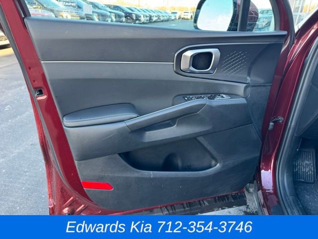 New 2025 Kia Sorento S image 17