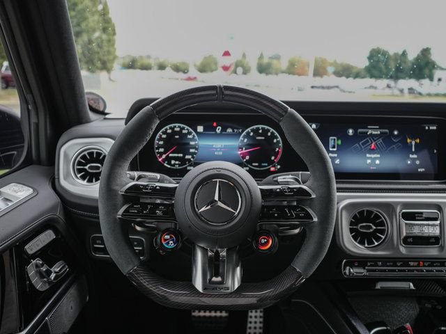 Certified 2025 Mercedes-Benz G 63 AMG 4MATIC image 18