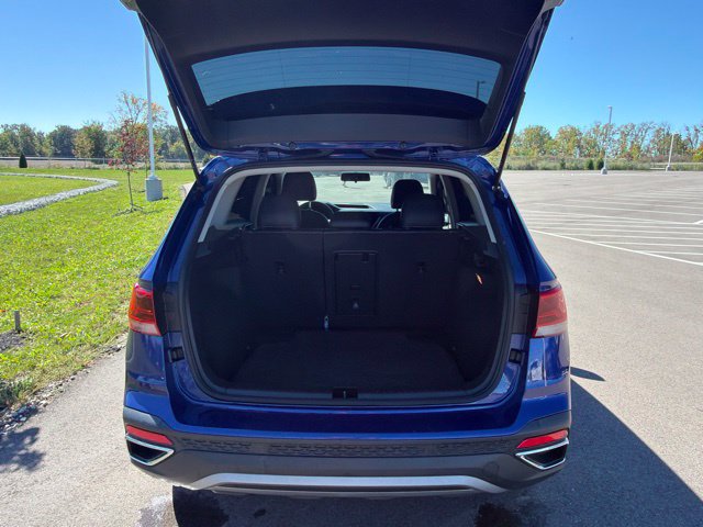 Used 2022 Volkswagen Taos SE FWD image 10