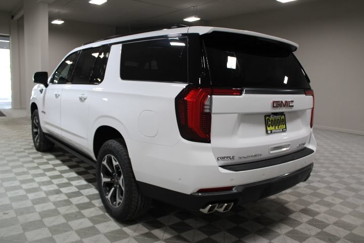 New 2026 GMC Yukon XL AT4 w/ AT4 Premium Plus Package AWD/4WD image 10