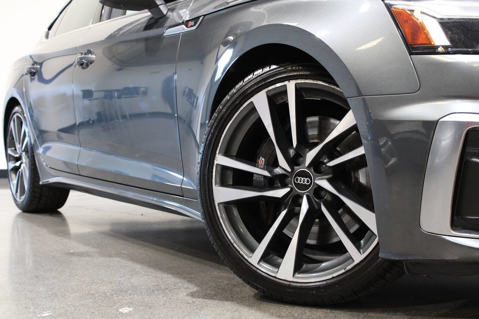 Used 2023 Audi S5 Premium Plus w/ Premium Plus Package AWD/4WD image 3