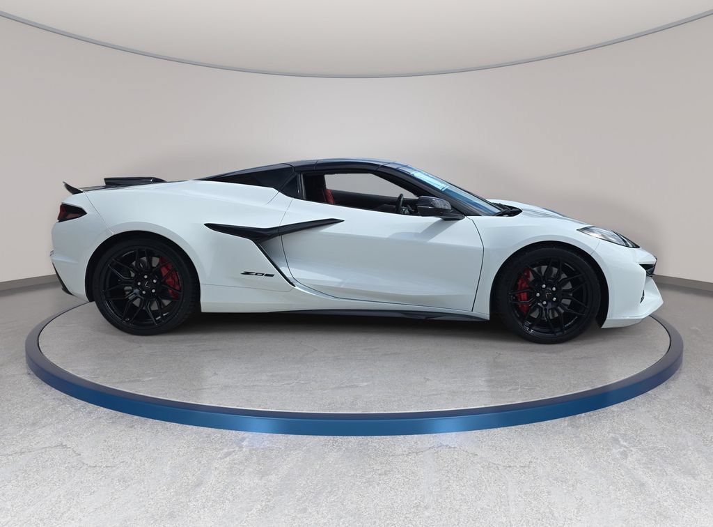 Used 2023 Chevrolet Corvette Z06 w/ Battery Protection Package RWD image 5