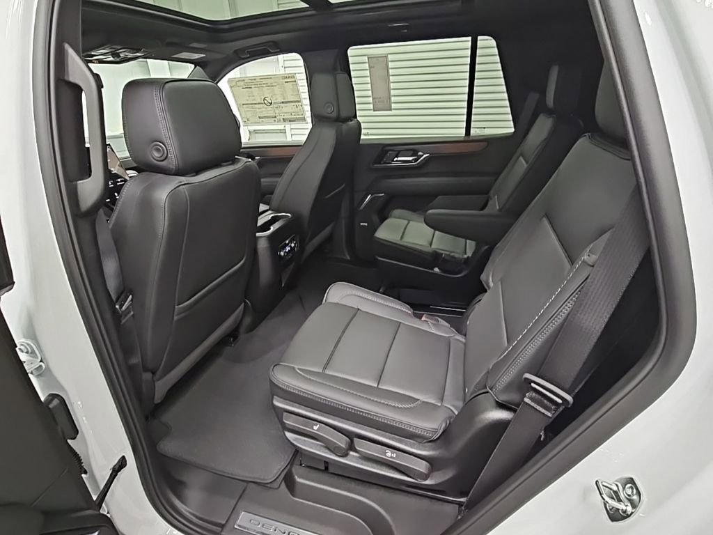 New 2026 GMC Yukon Denali w/ Sun & Power Step Package AWD/4WD image 34