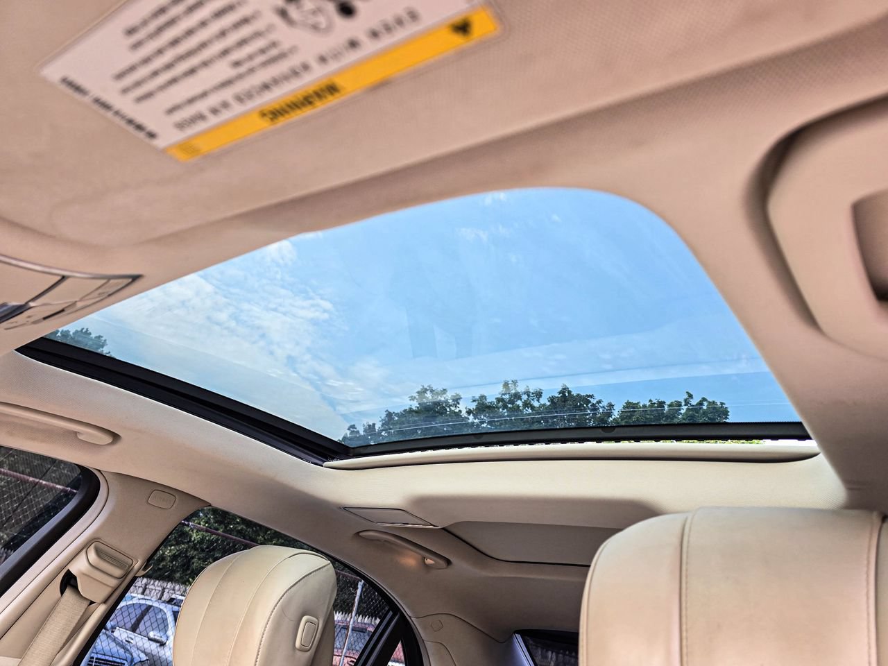 Used 2019 Mercedes-Benz S 560 Sedan image 30
