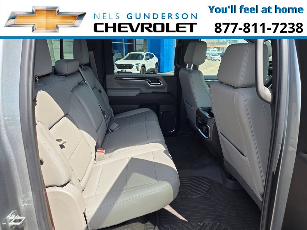 Used 2024 Chevrolet Silverado 2500 LTZ w/ LTZ Premium Package AWD/4WD image 11