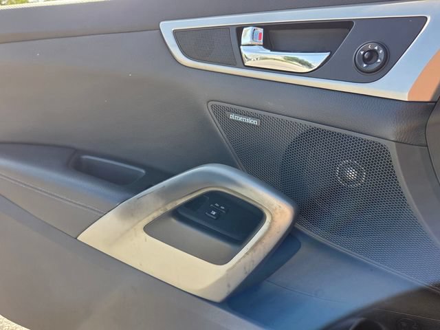 Used 2013 Hyundai Veloster w/ Tech Pkg FWD image 32