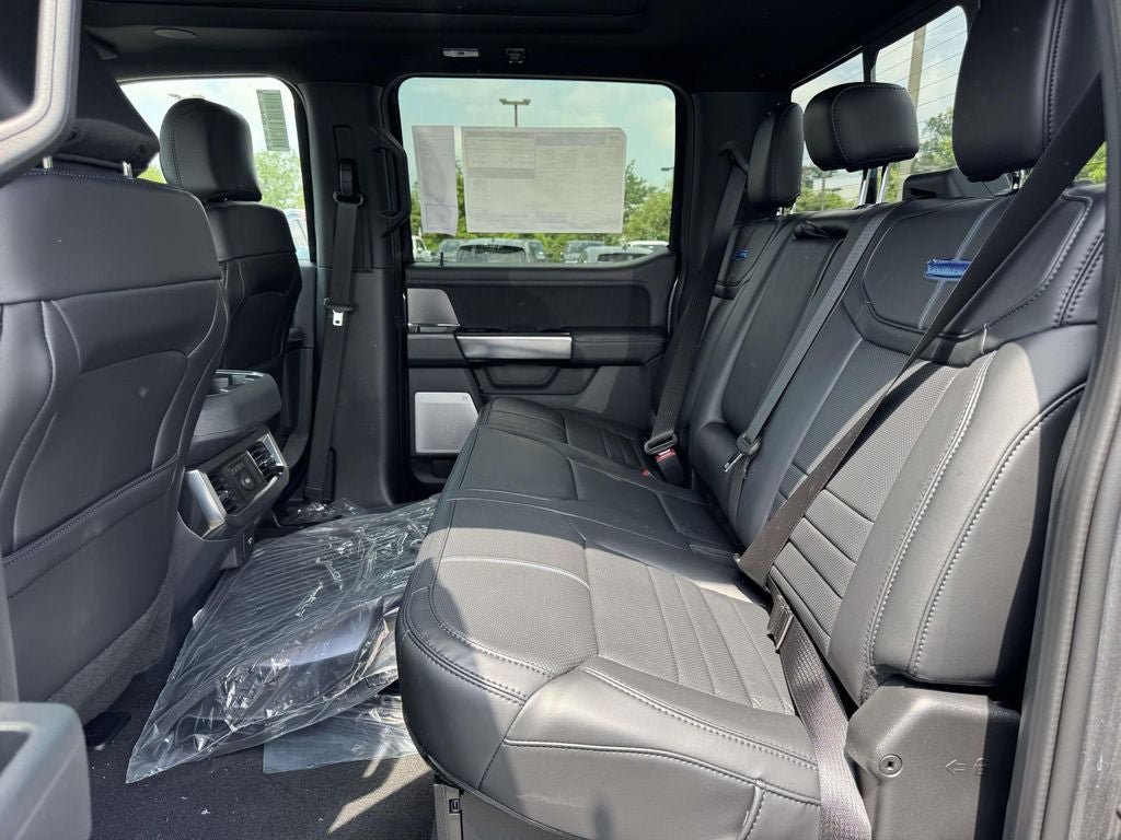 New 2026 Ford F350 Platinum w/ Tremor Off-Road Package AWD/4WD image 12