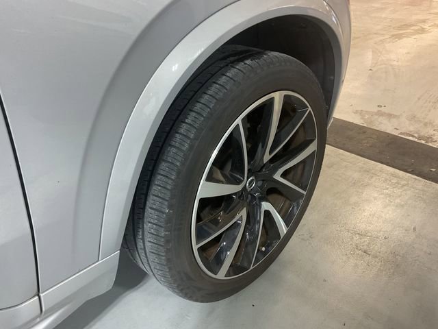 Used 2023 Volvo XC90 B5 Plus image 16