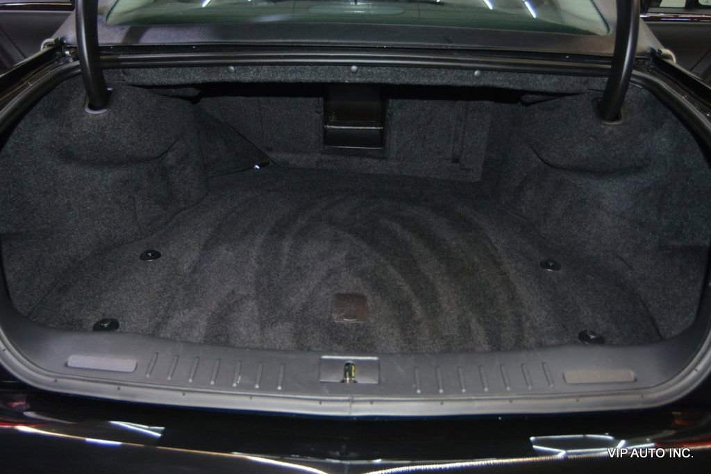 Used 2010 Cadillac DTS Premium w/ Driver Awareness Package image 33