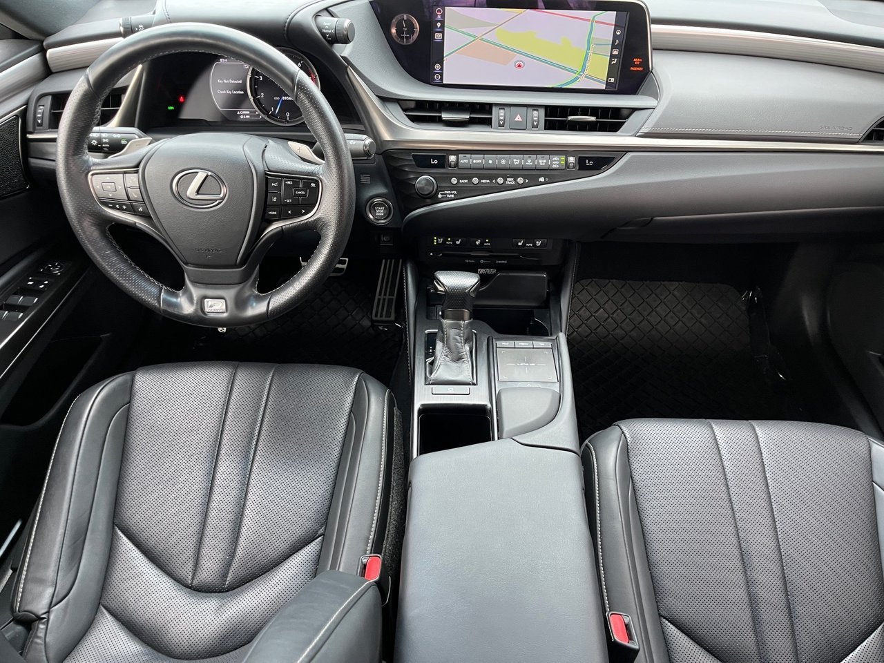 Used 2019 Lexus ES 350 F Sport w/ Accessory Package 2 FWD image 12