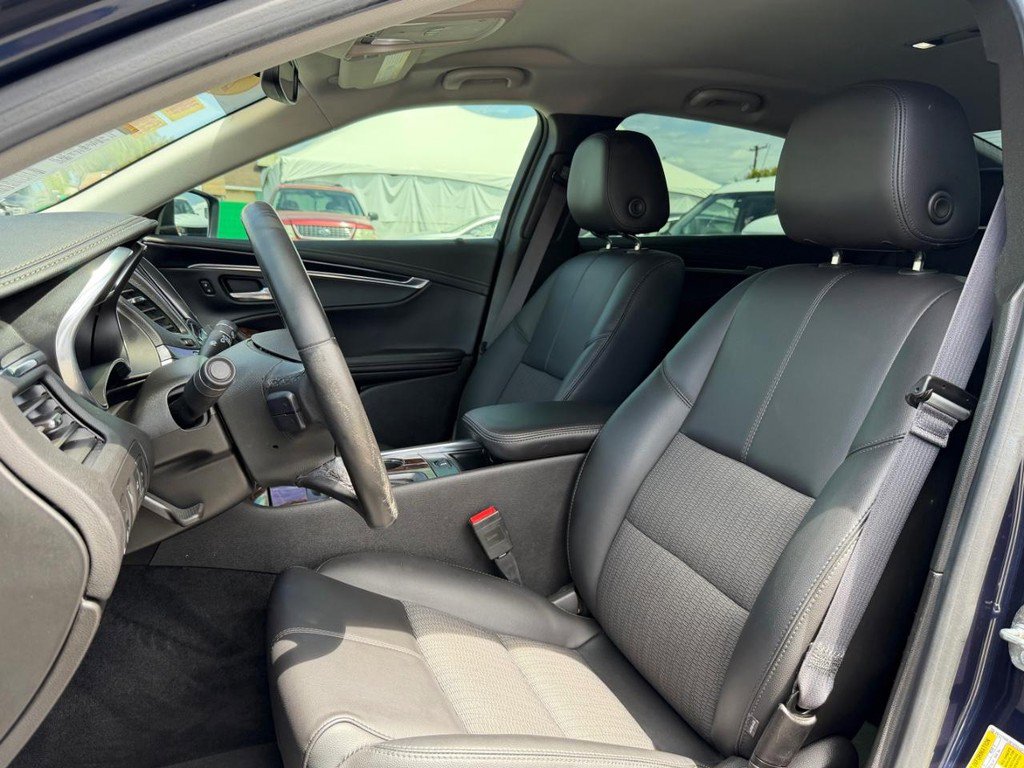 Used 2015 Chevrolet Impala LT w/ Convenience Package FWD image 18