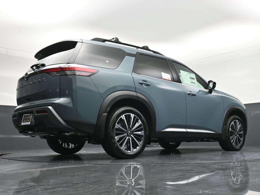 New 2026 Nissan Pathfinder Platinum w/ Accent Package AWD/4WD image 31