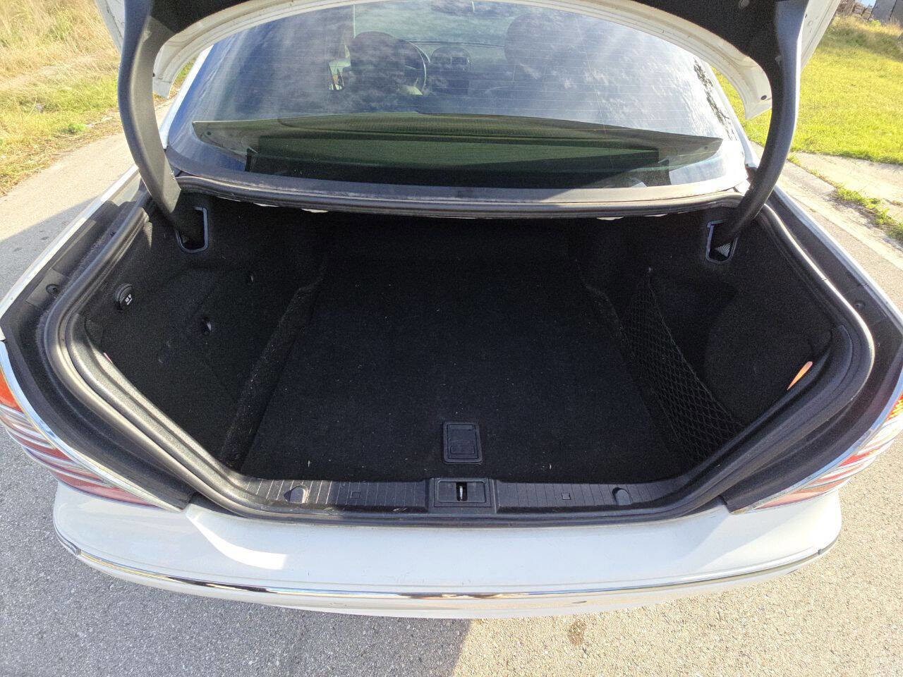 Used 2006 Mercedes-Benz E 350 4MATIC Sedan image 24