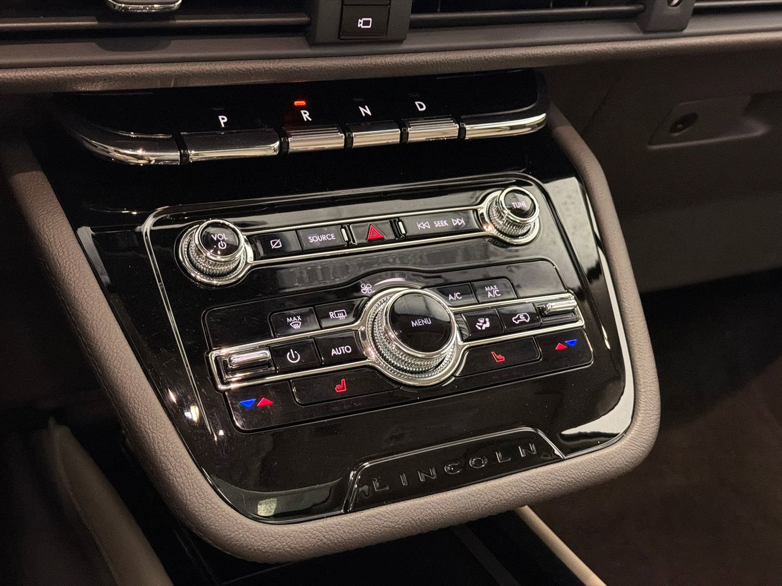 Used 2022 Lincoln Corsair Grand Touring image 29