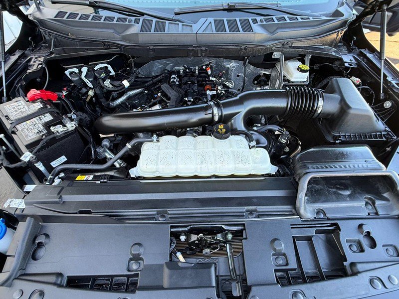 Used 2025 Ford F150 Lariat AWD/4WD image 11