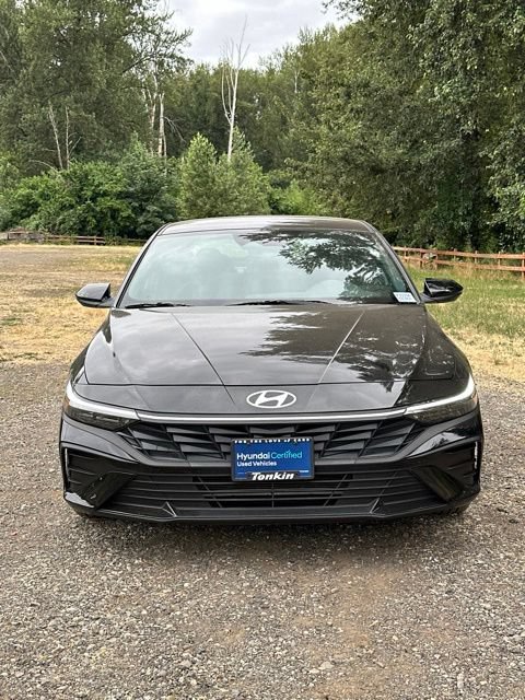 Certified 2025 Hyundai Elantra Sport FWD image 3