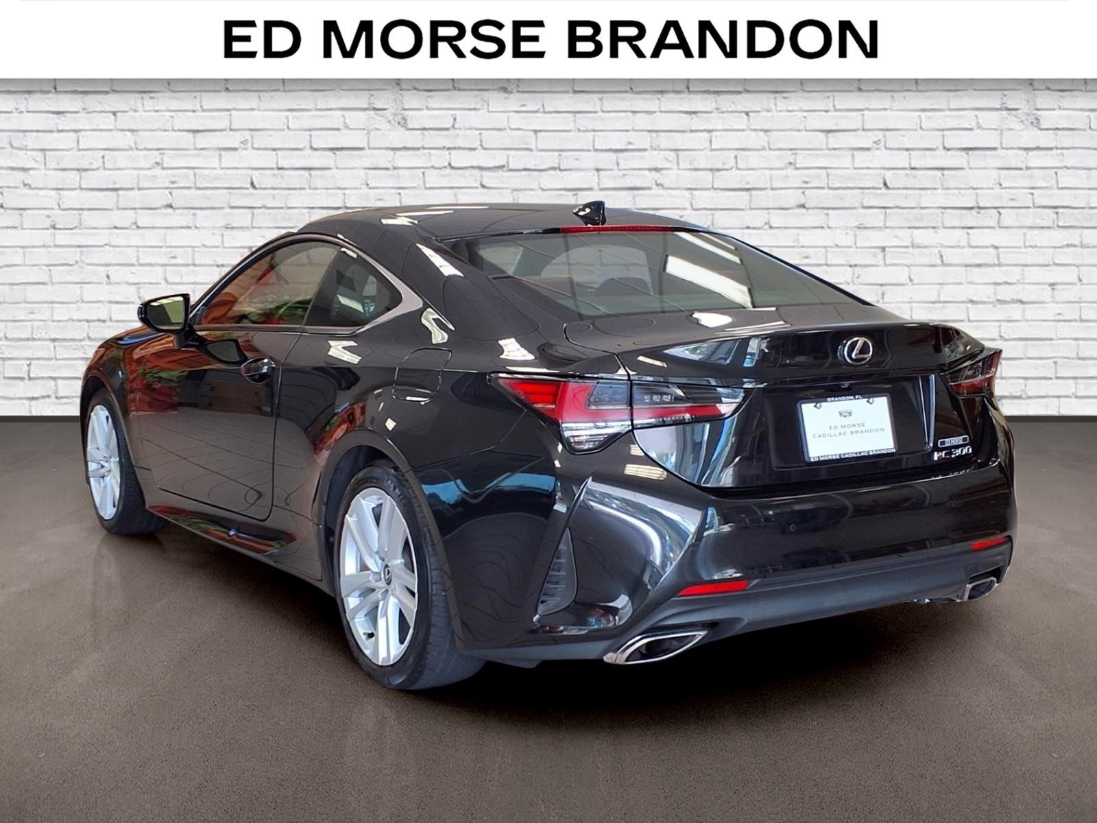 Used 2023 Lexus RC 300 RWD image 3