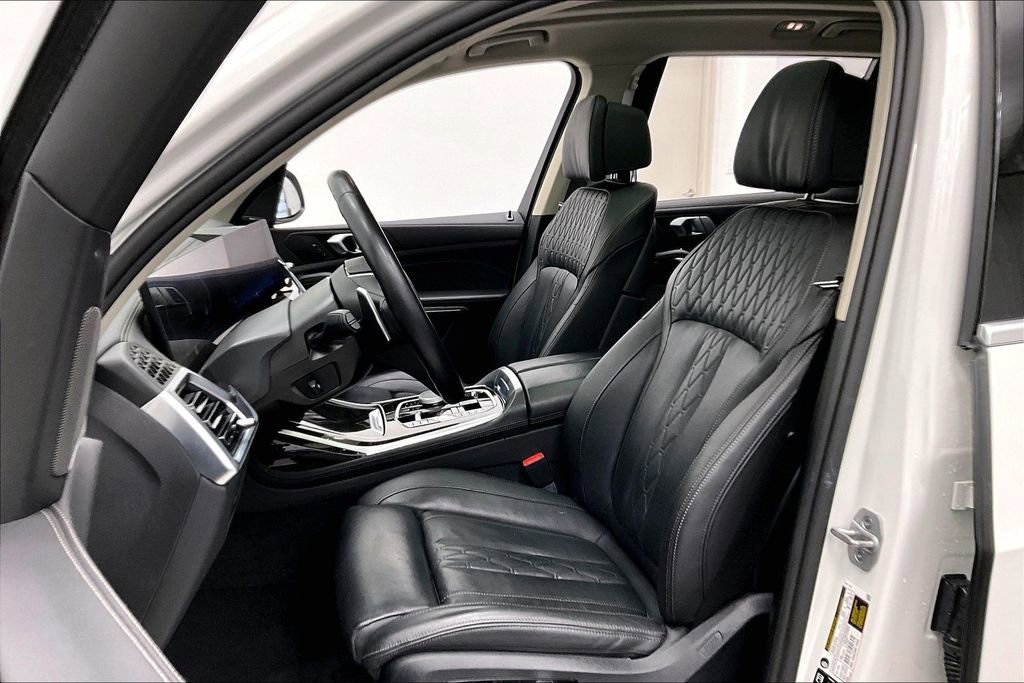 Used 2025 BMW X7 xDrive40i image 26