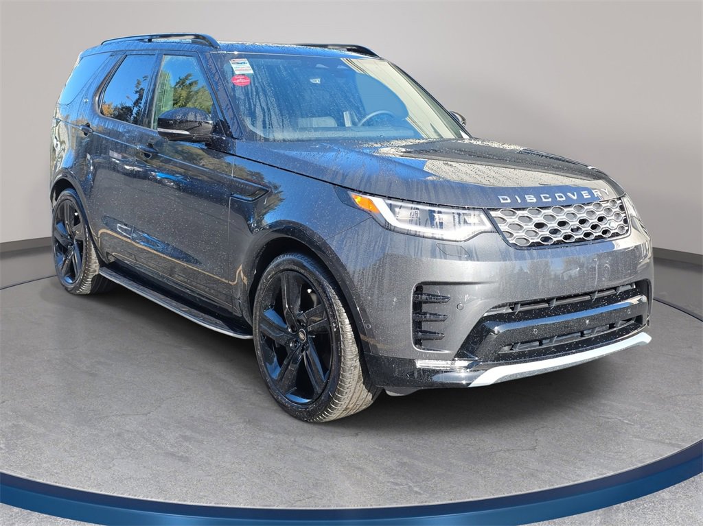 New 2026 Land Rover Discovery Limited Edition image 3