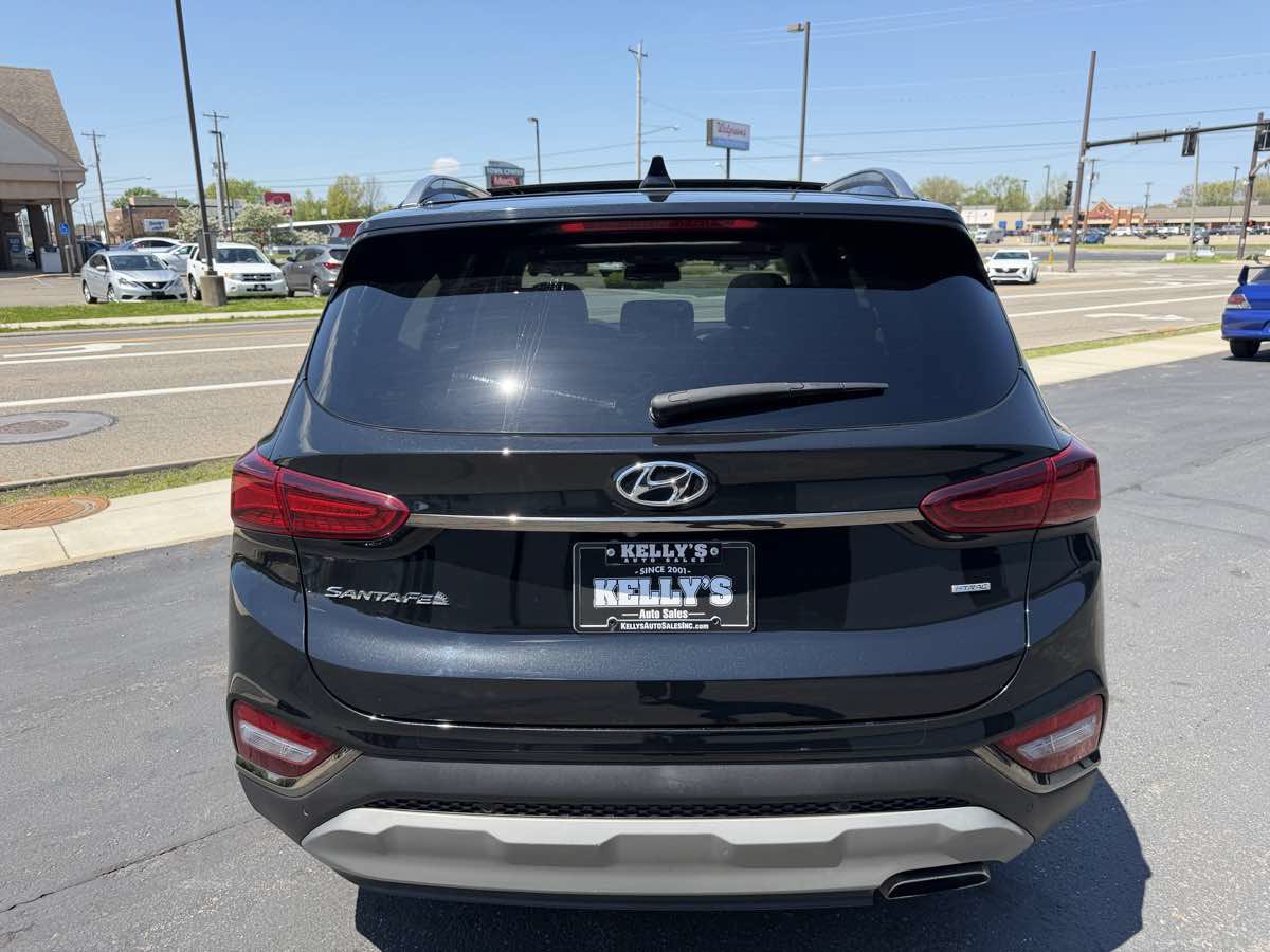 Used 2019 Hyundai Santa Fe Limited AWD/4WD image 4