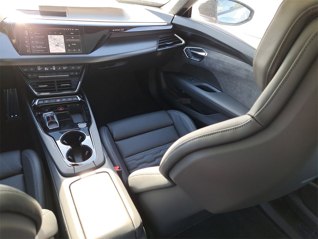 New 2026 Audi S e-tron GT Prestige image 24