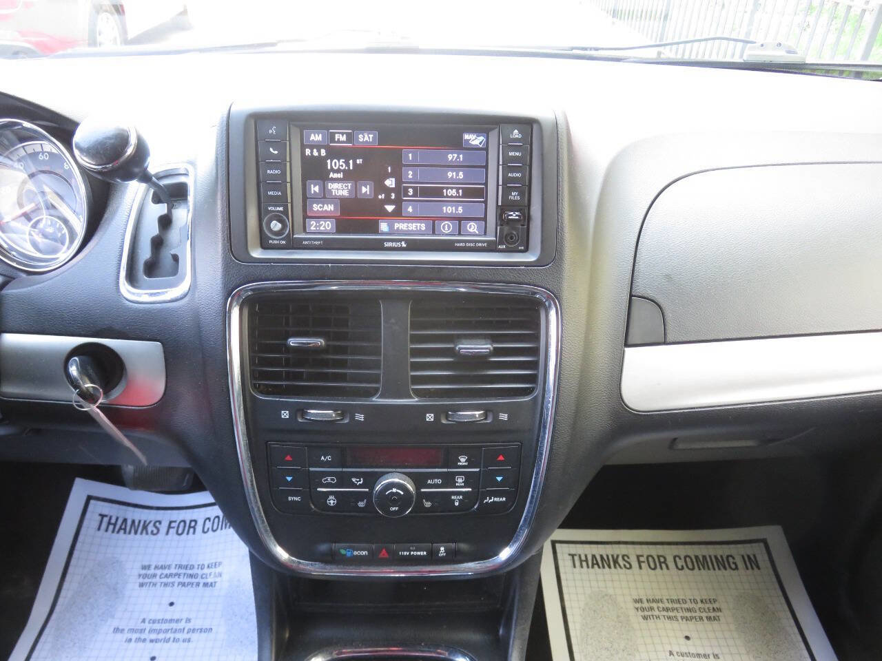 Used 2018 Dodge Grand Caravan GT FWD image 17