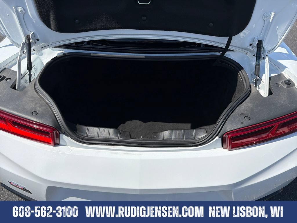 Used 2018 Chevrolet Camaro SS RWD image 23