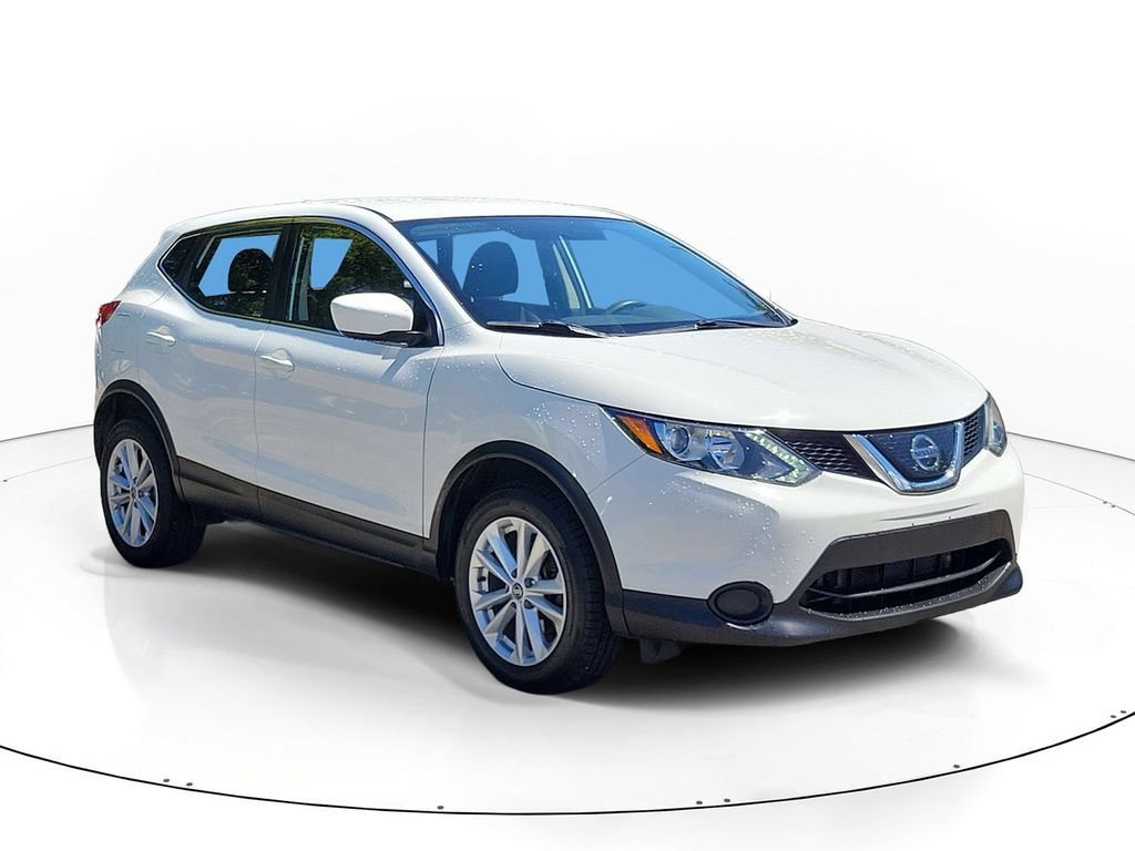 Used 2019 Nissan Rogue Sport S w/ Appearance Package AWD/4WD image 3