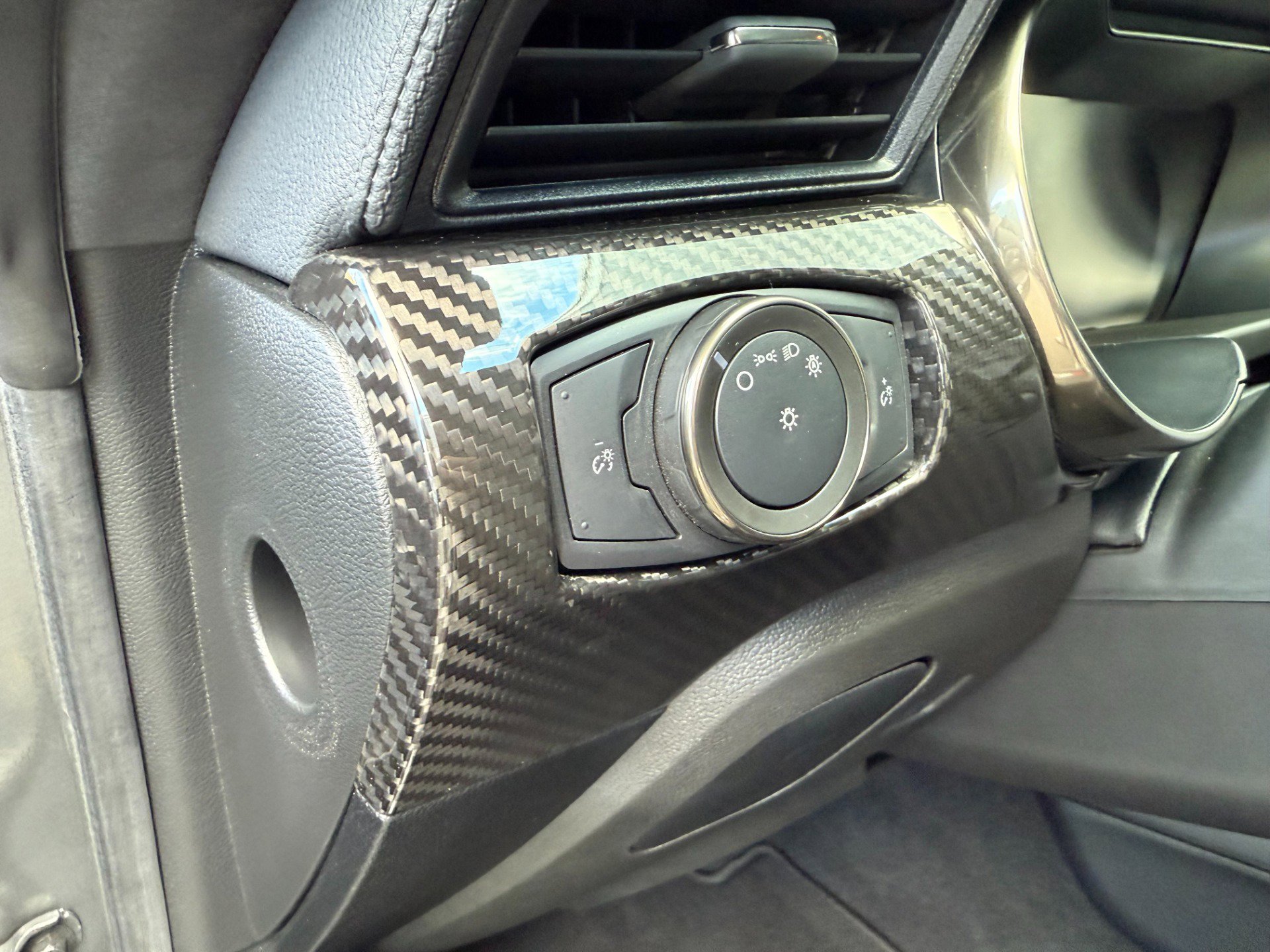 Used 2022 Ford Mustang Shelby GT500 w/ Carbon Fiber Track Pack image 20