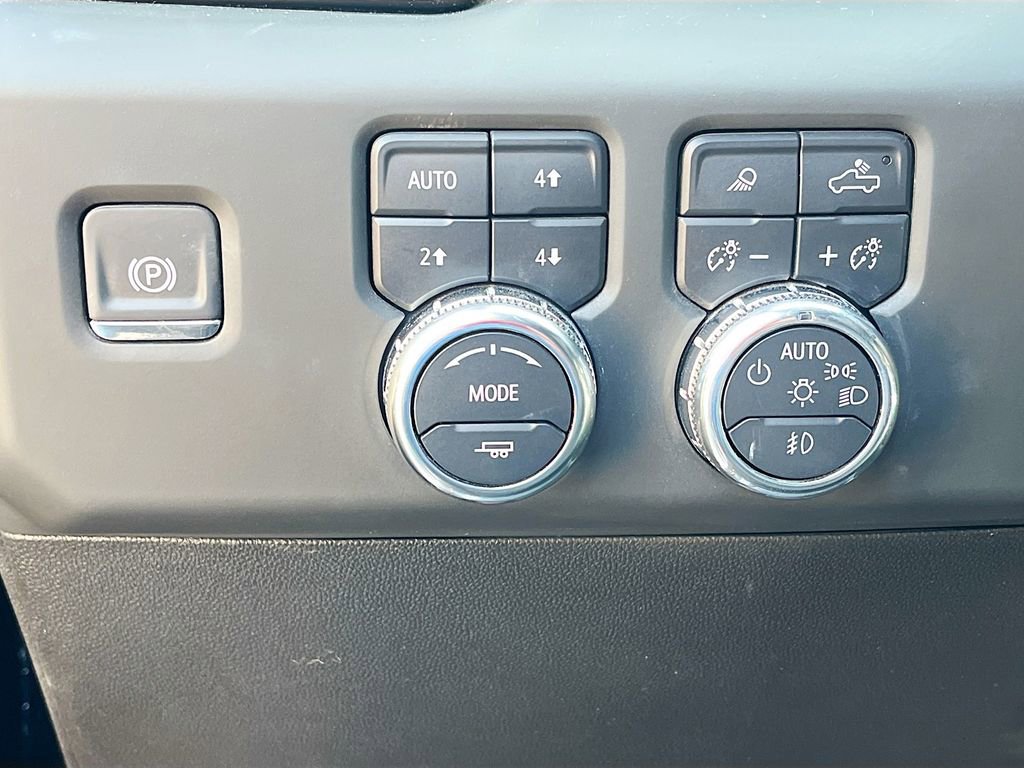 Used 2025 GMC Sierra 1500 AT4 w/ AT4 Premium Package image 10