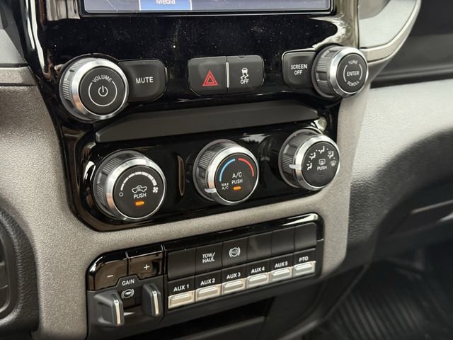 New 2026 RAM 3500 Tradesman w/ Chrome Appearance Group A RWD image 22