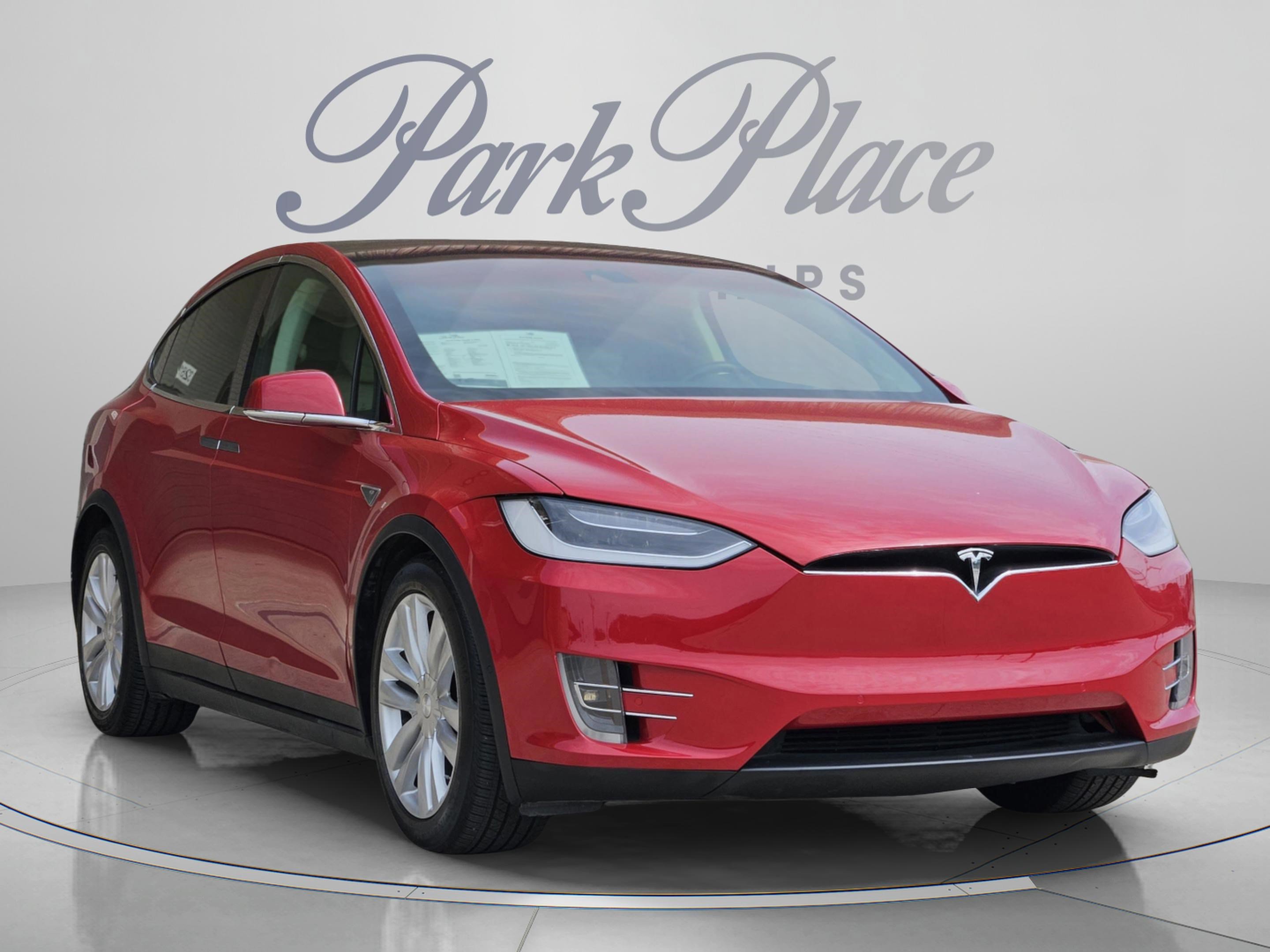 Used 2016 Tesla Model X 90D AWD/4WD image 7