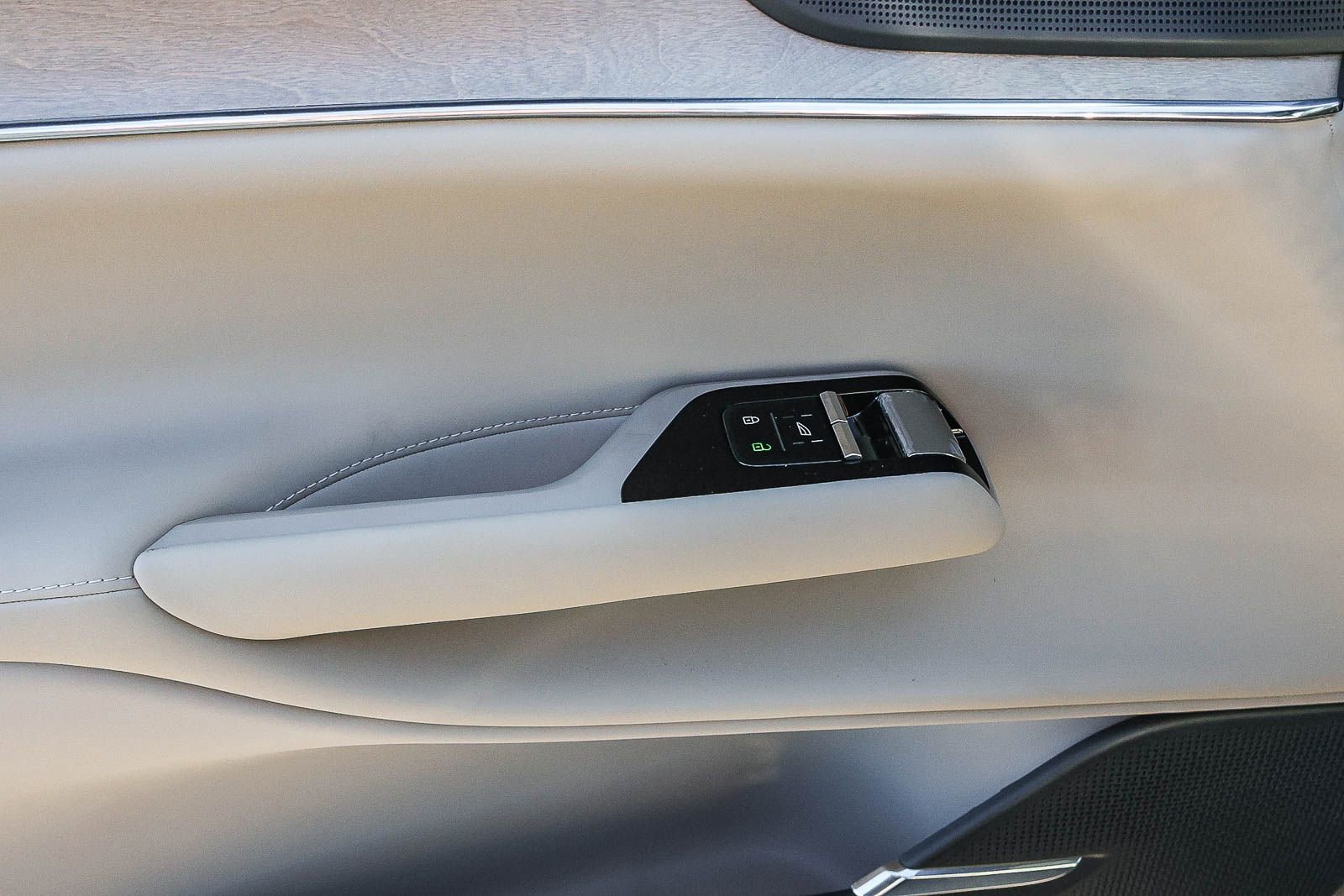 New 2026 Volvo EX90 Plus image 31