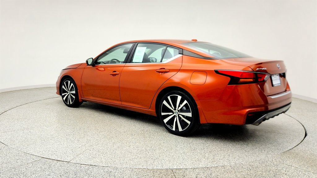 Used 2022 Nissan Altima 2.5 SR FWD image 7