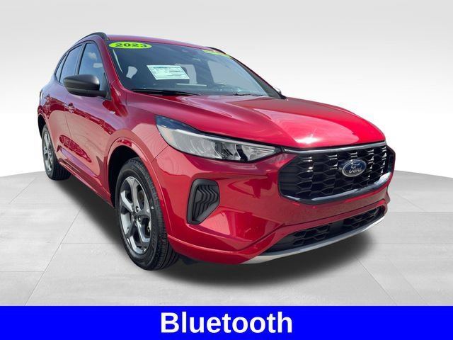 Used 2023 Ford Escape ST-Line w/ Tech Pack #1 AWD/4WD image 7